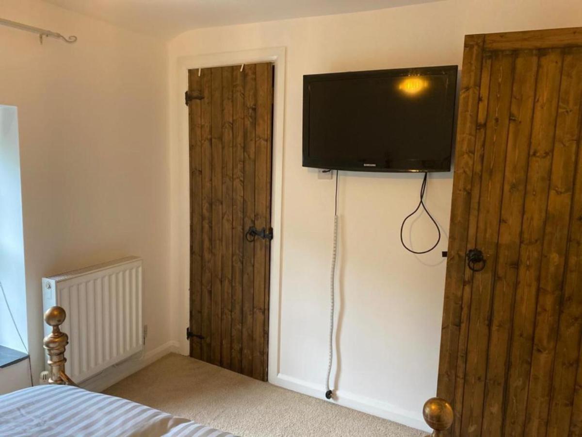 2-Bed Cottage In In Welsh Valley Nr 斯旺西 外观 照片